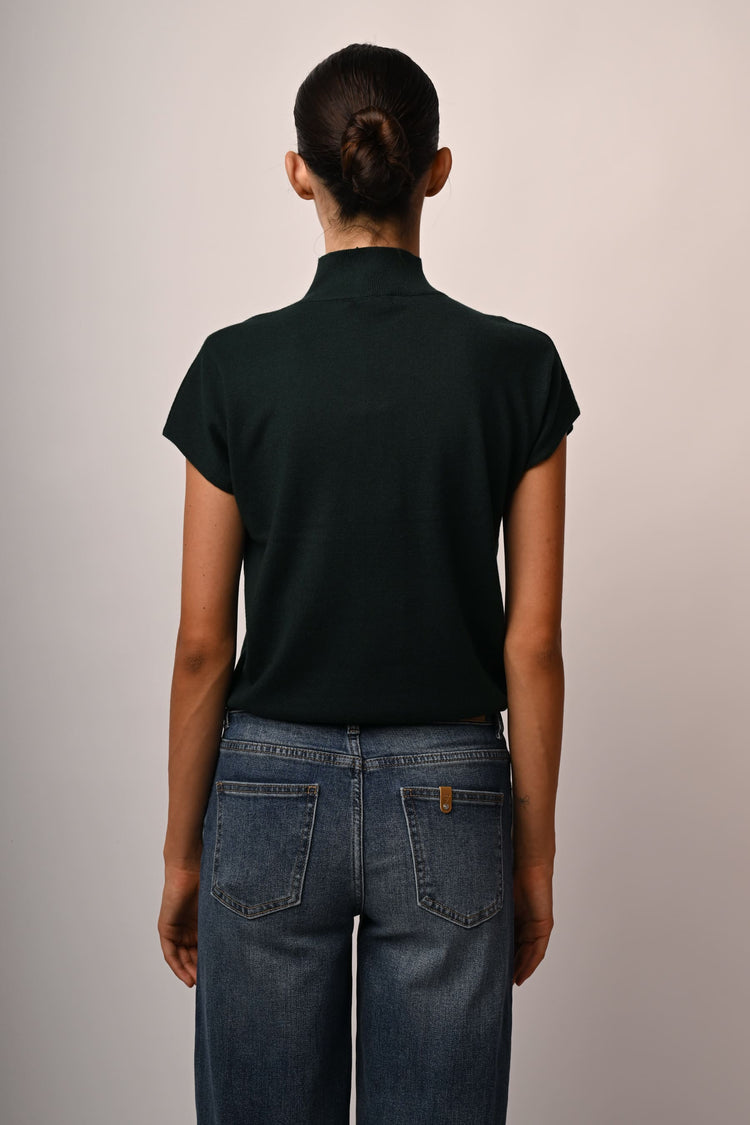 Half-sleeves mock sweater