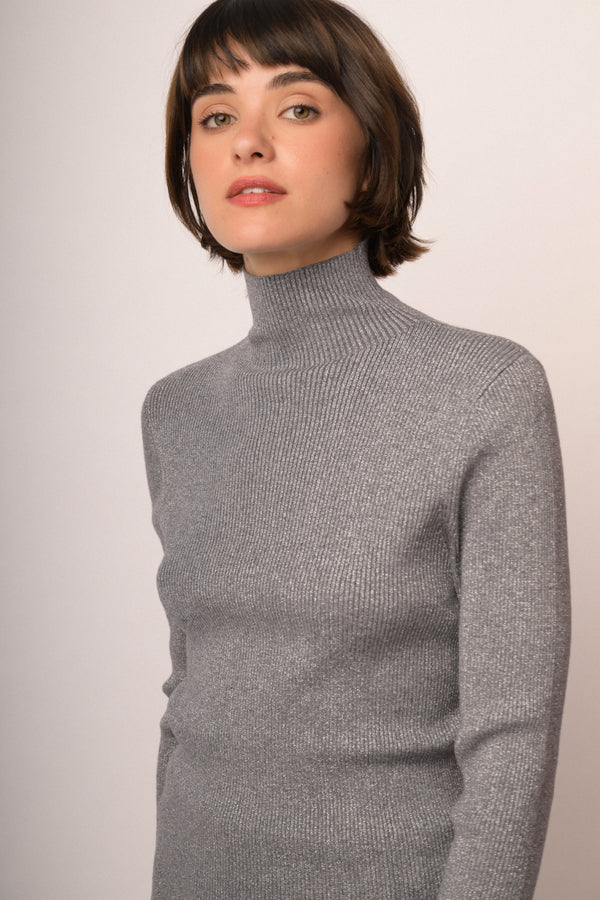 Maglia lupetto con bottoni manica lurex