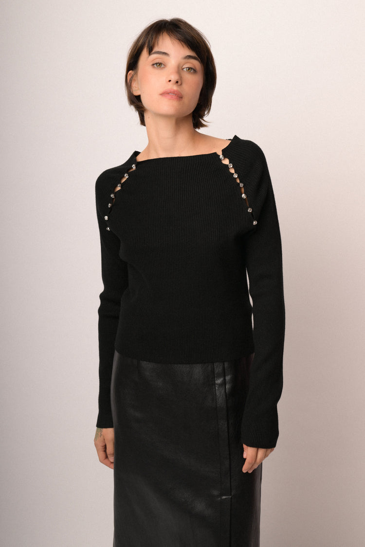 Maglia buchi con bottoni
