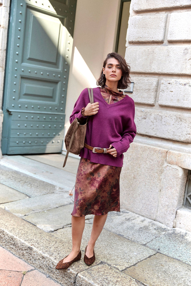 Burgundy oversized V-neck sweater
