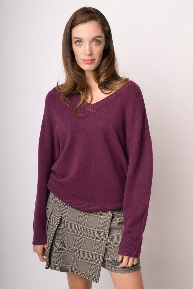 Burgundy oversized V-neck sweater