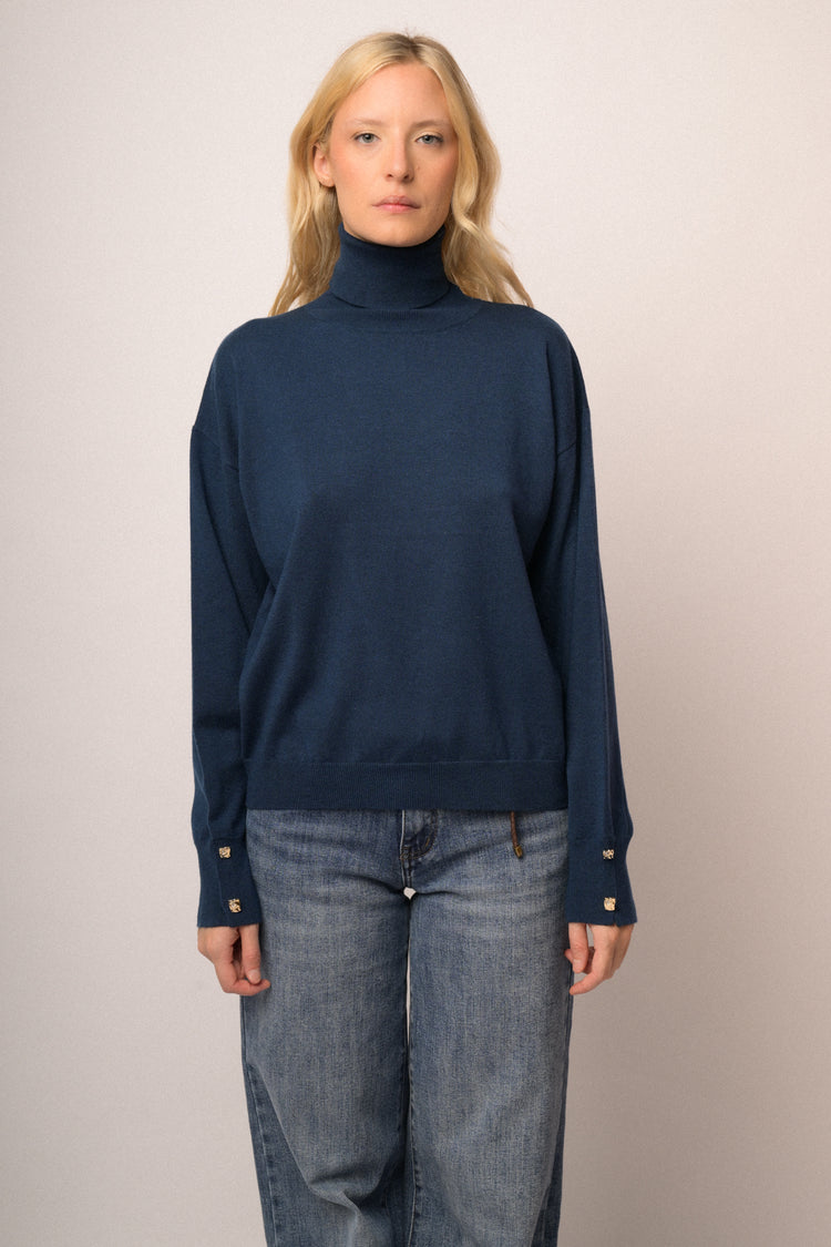 Maglia collone con bottoni