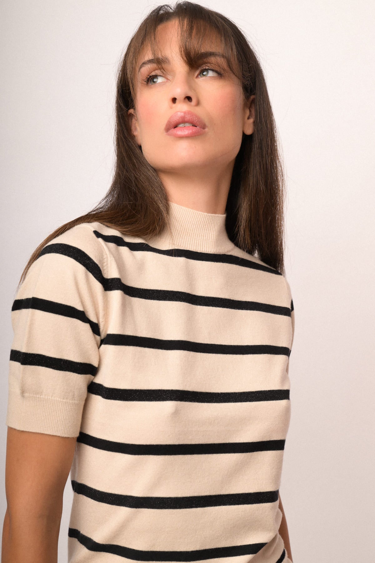 VG26224FABE-26_1_1