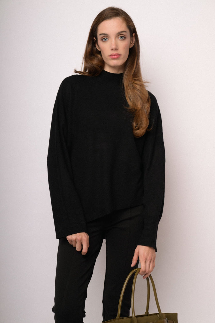 Black oversized asymmetric-hem sweater