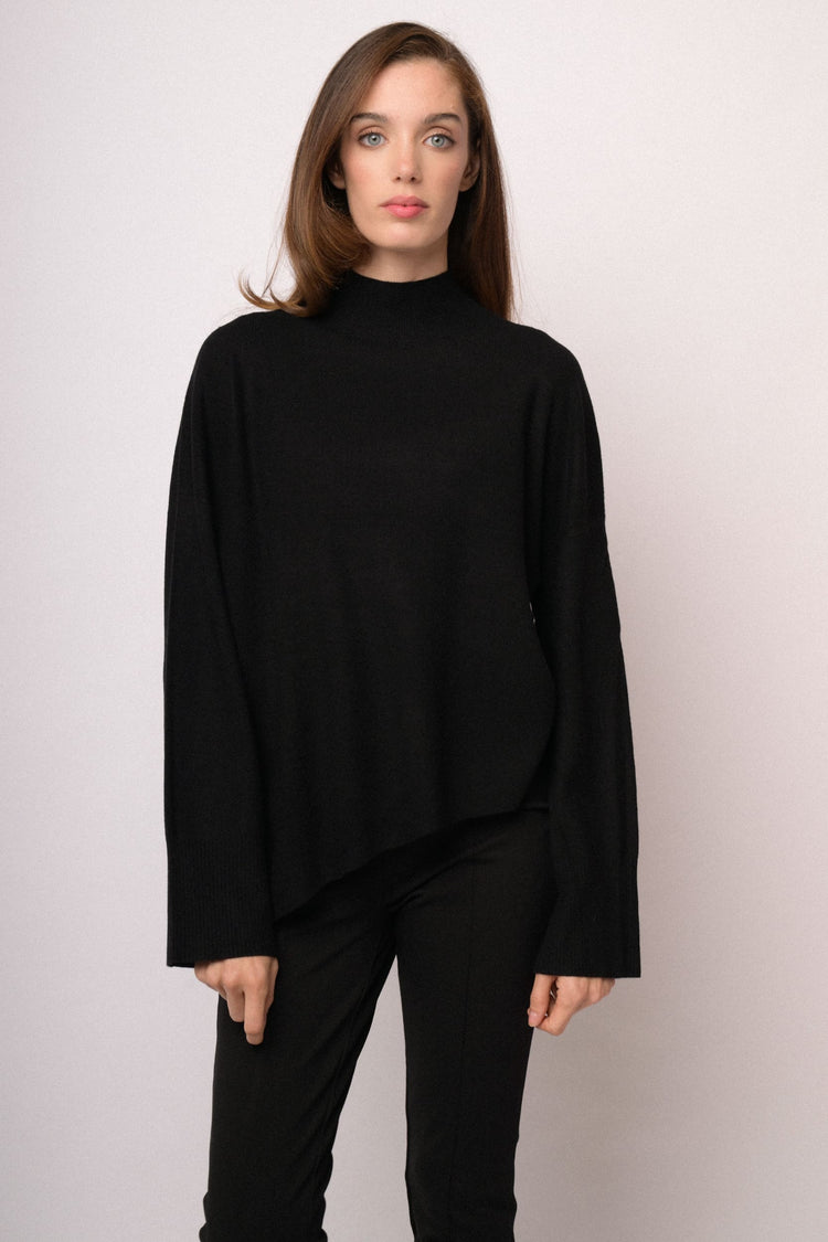 Black oversized asymmetric-hem sweater