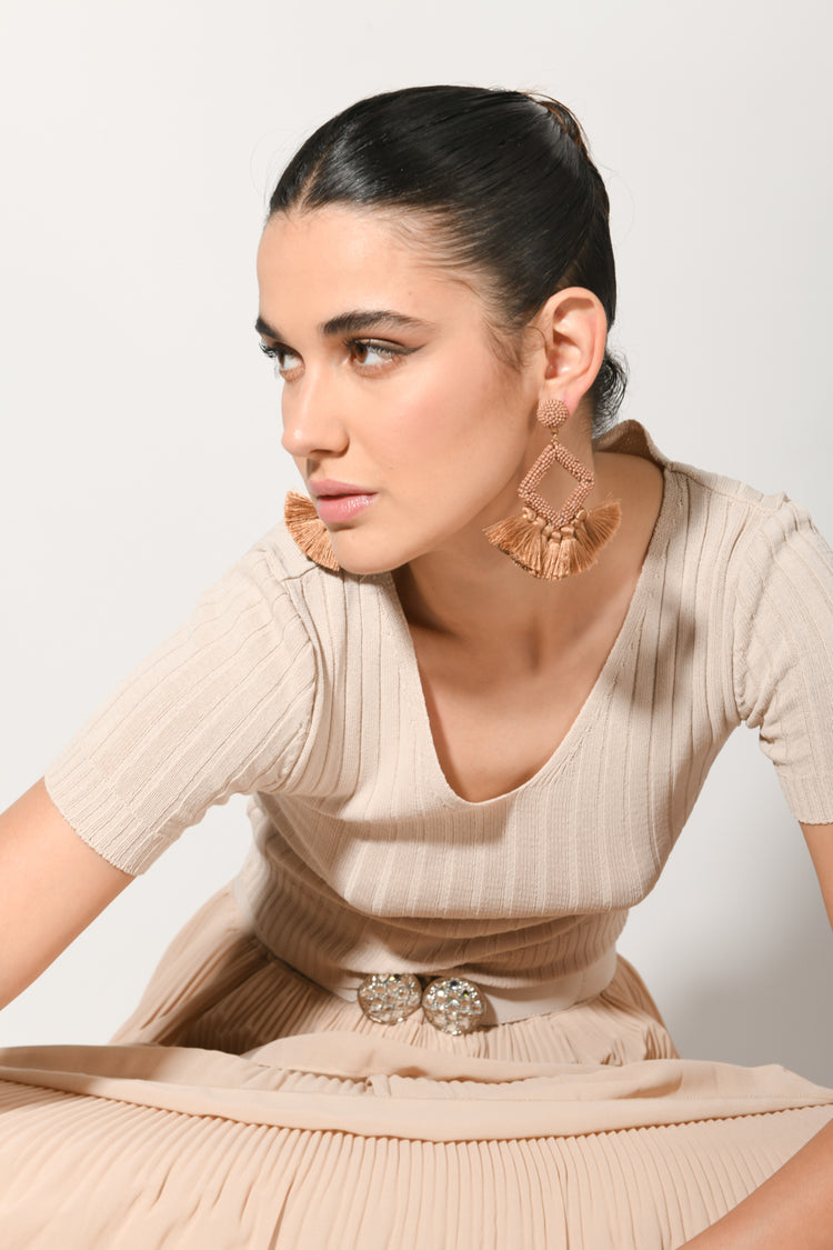V-neck cropped top