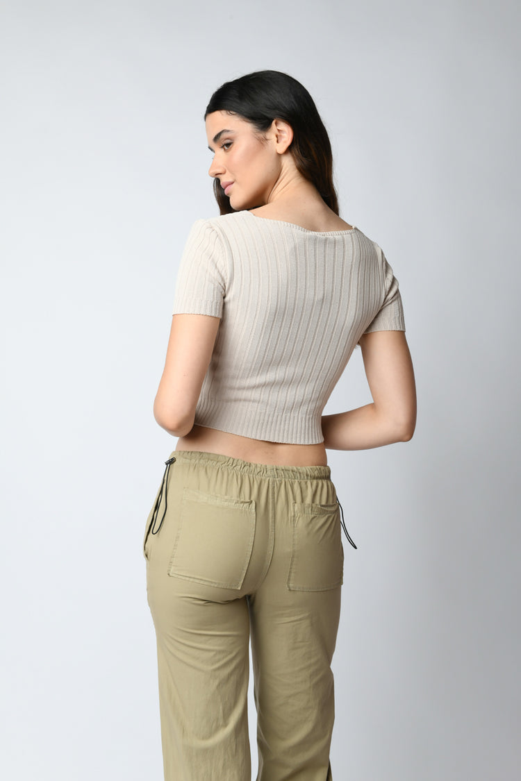 V-neck cropped top