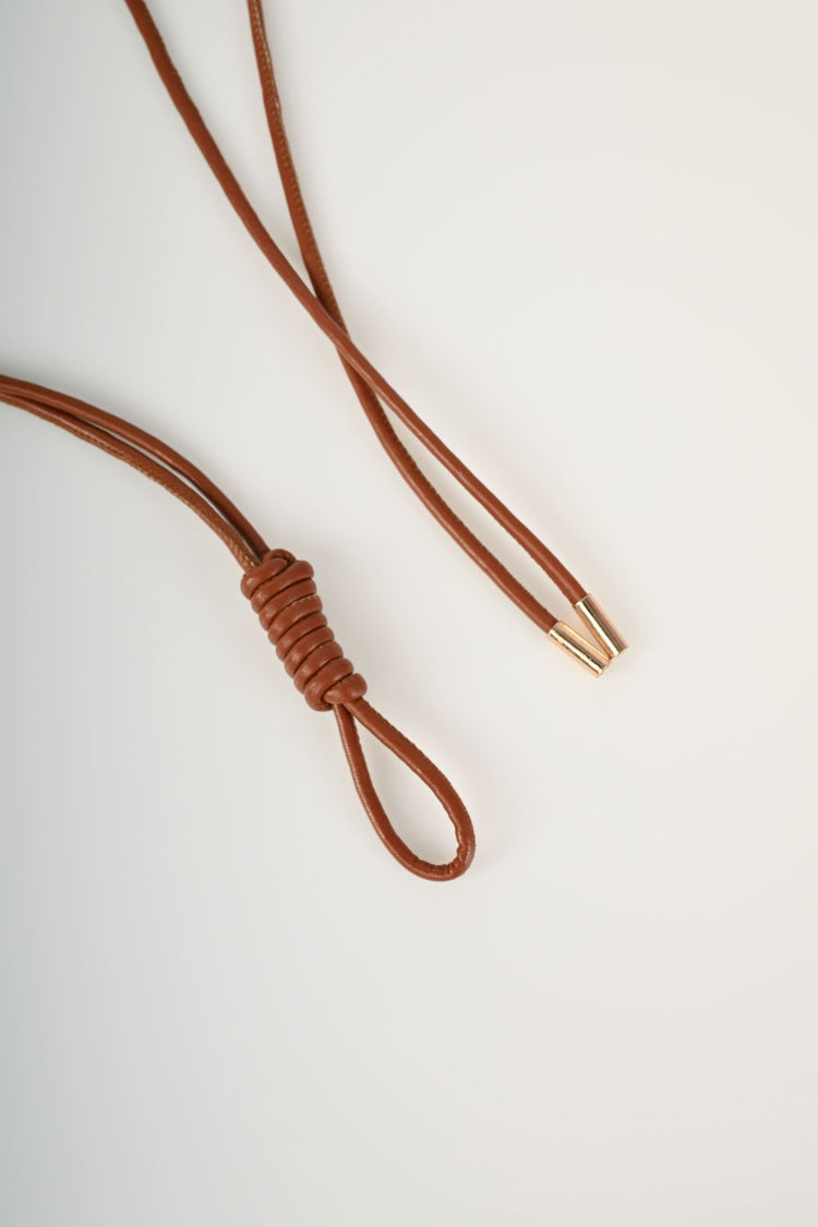 Knot thin belt
