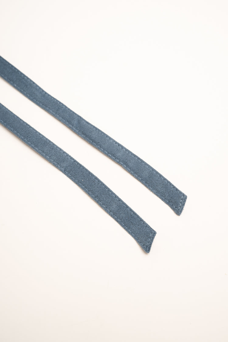 Blue velvet-effect sash belt