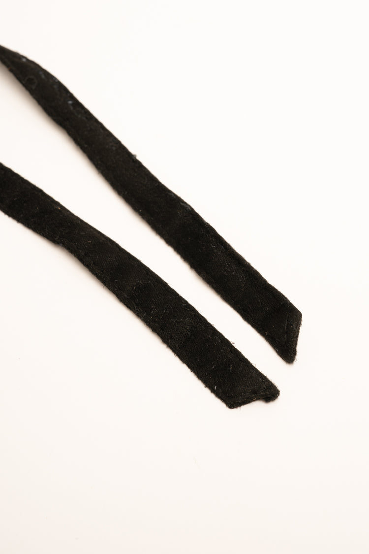 Black velvet-effect sash belt