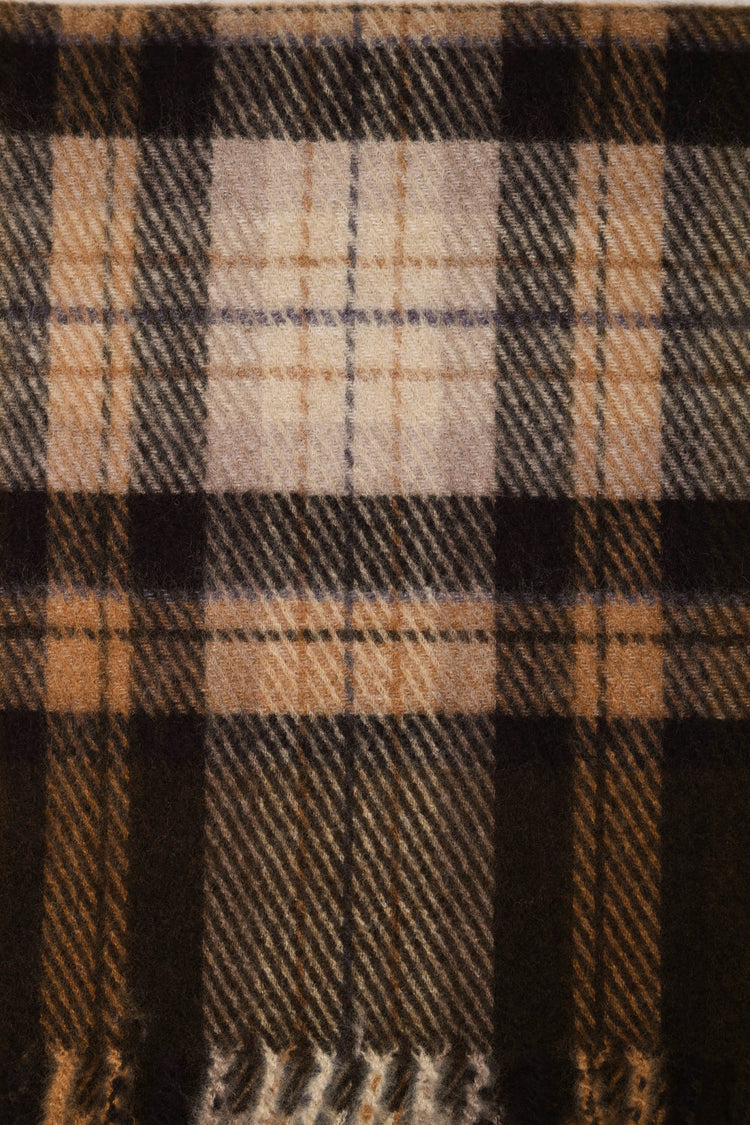 Tartan motif scarf