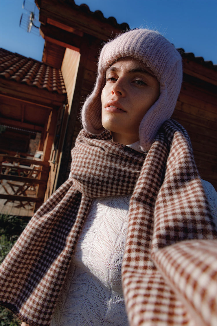 Gingham motif scarf