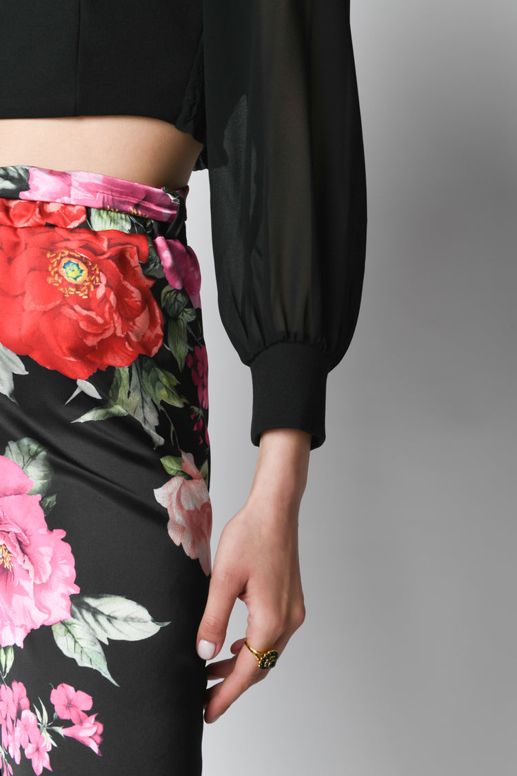 Floral print trousers