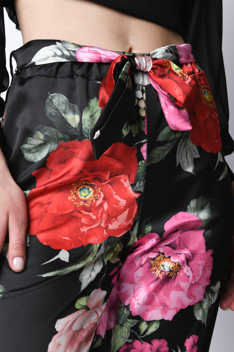 Floral print trousers