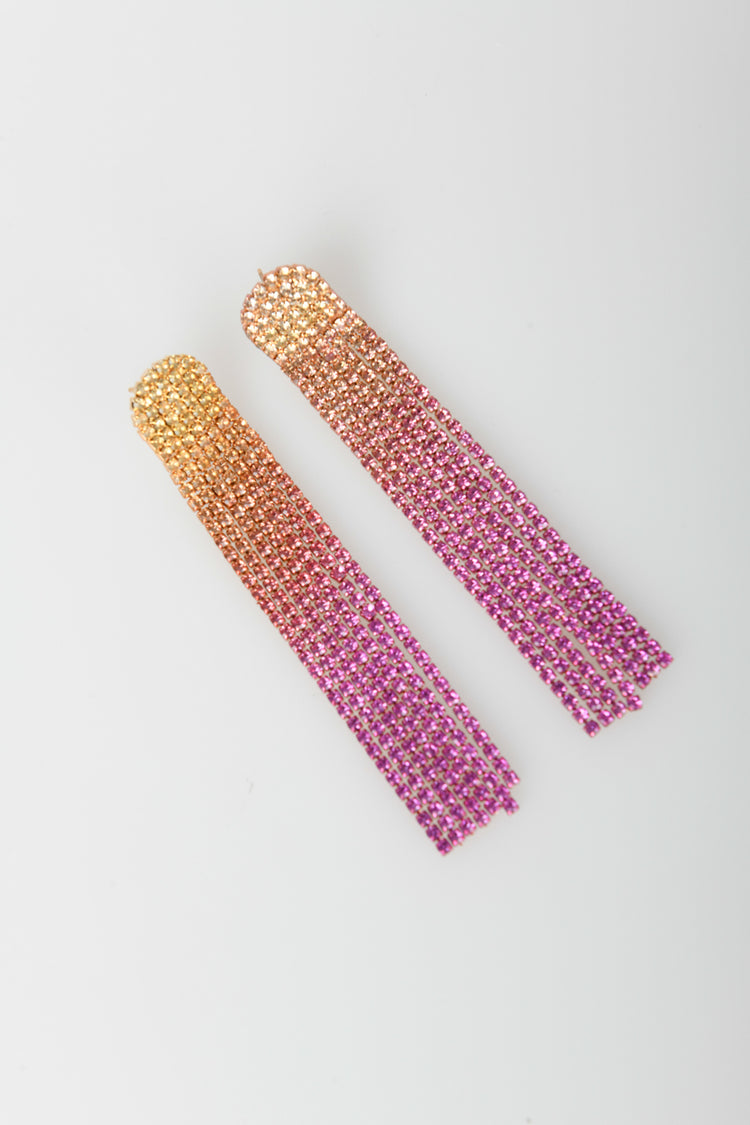 Set of 2 rhinestoned earrings
