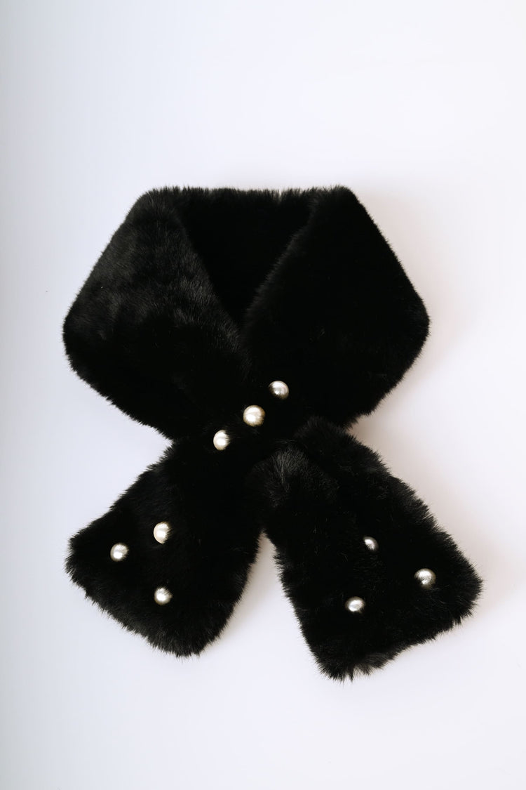Pearls faux fur scarf