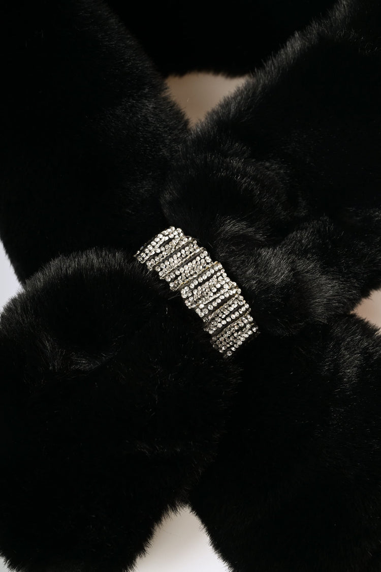 Rhinestones faux fur scarf