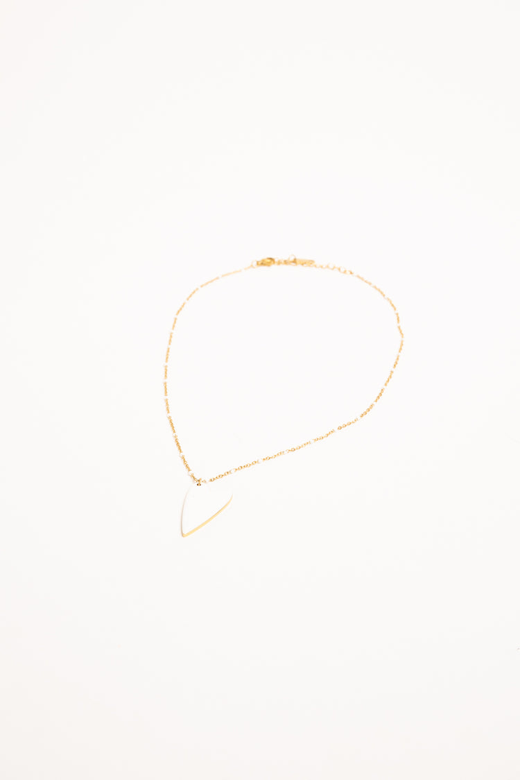 White heart pendant necklace