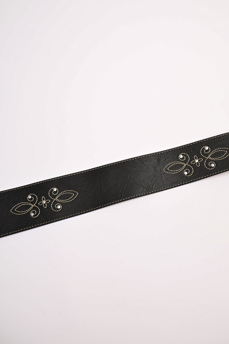 Texan-style embroidered high belt