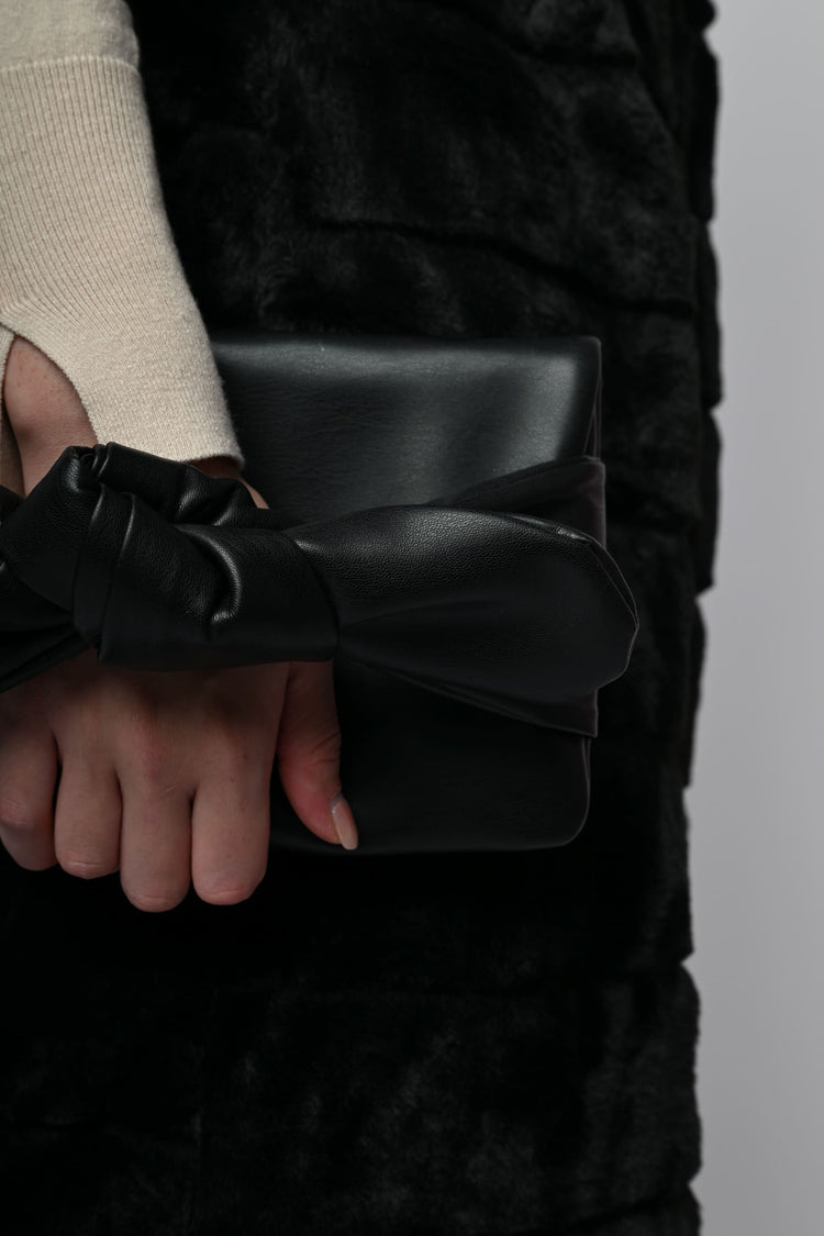 Pochette con nodo