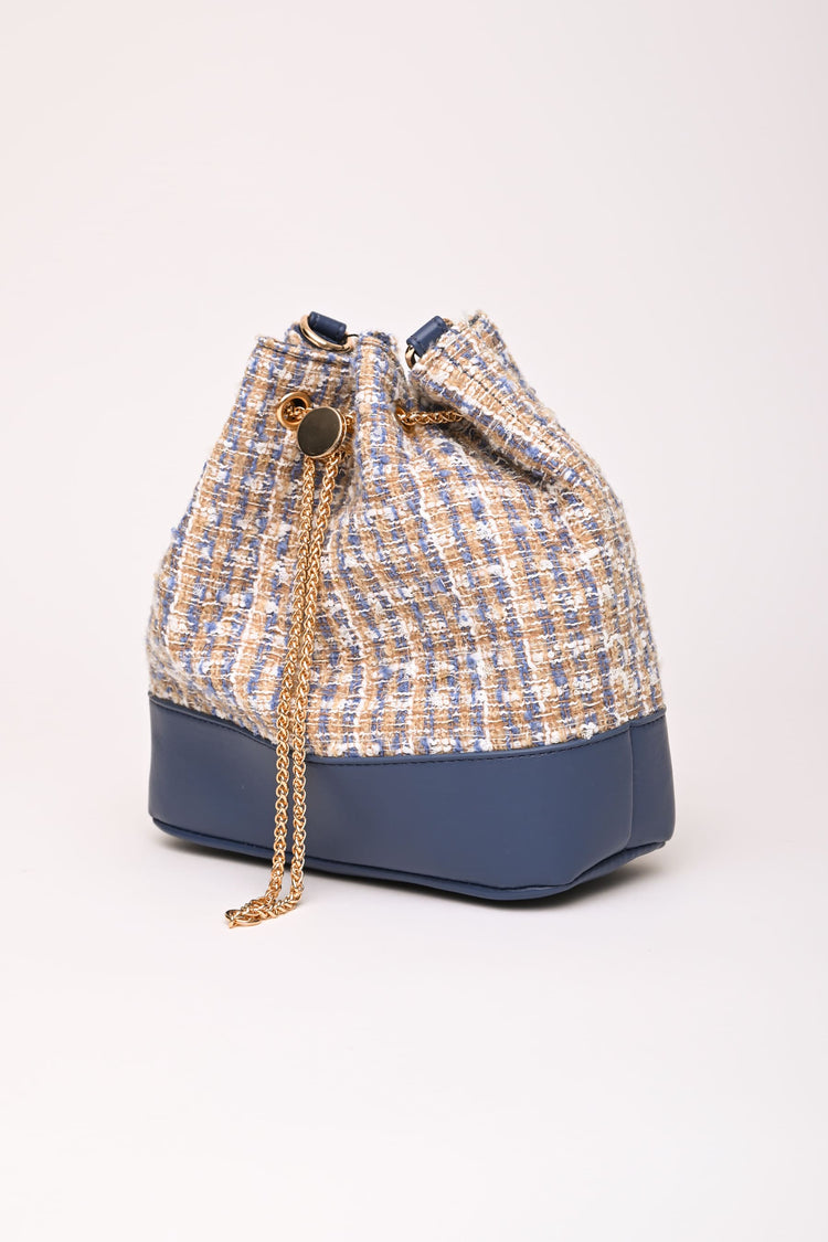Boucle bucket bag