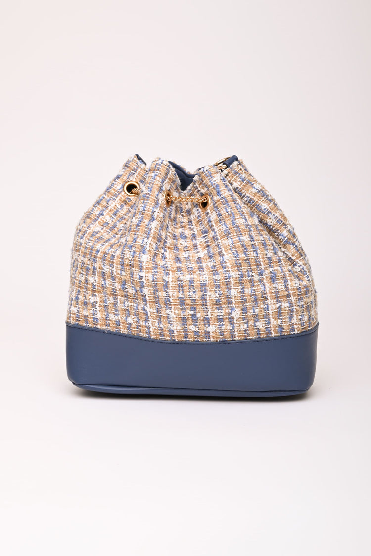 Boucle bucket bag