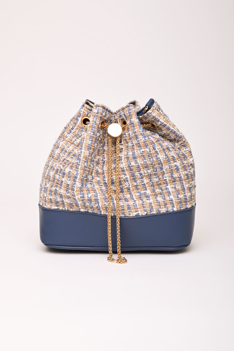 Boucle bucket bag