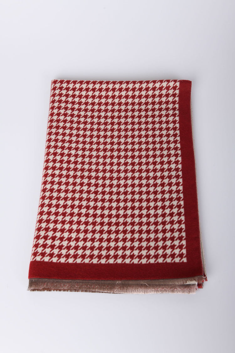 Houndstooth motif scarf