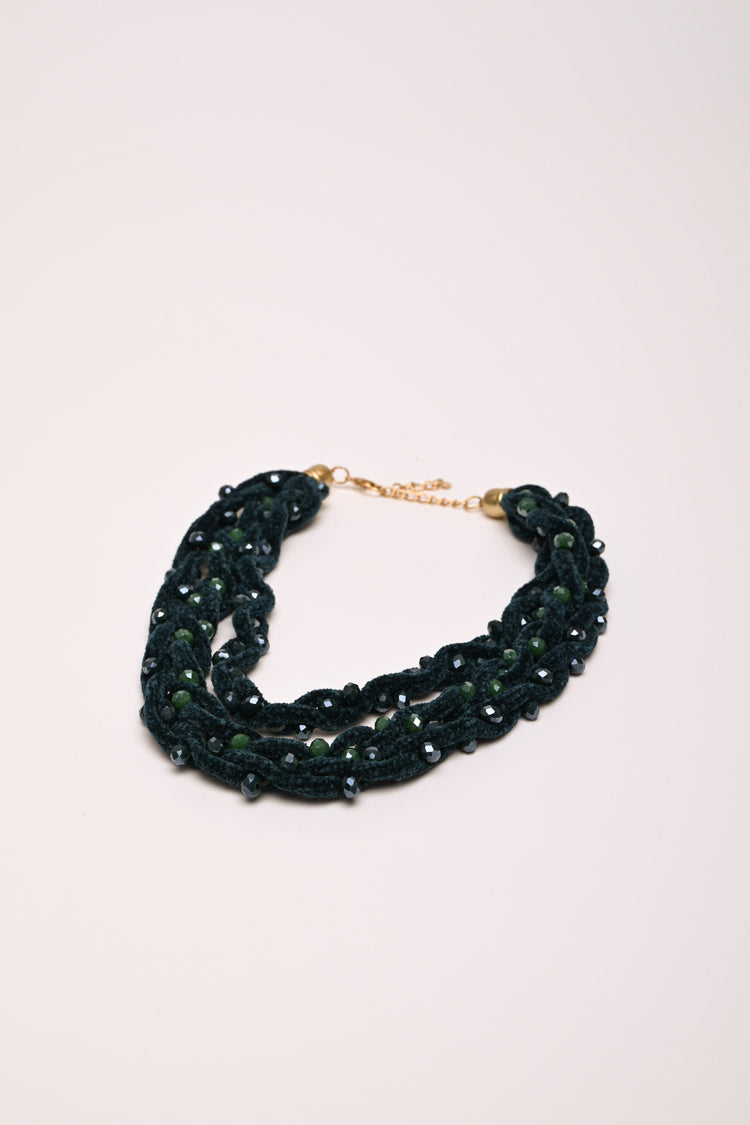 Beads woven threads necklace