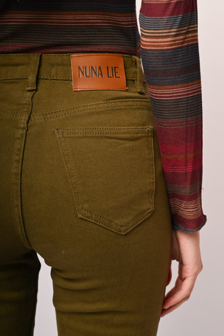Slim-fit basic jeans