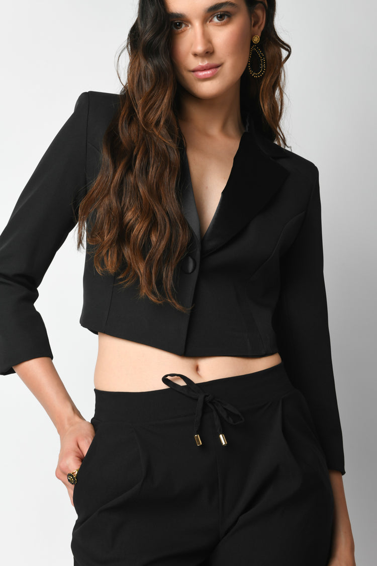 Single-breasted cropped blazer