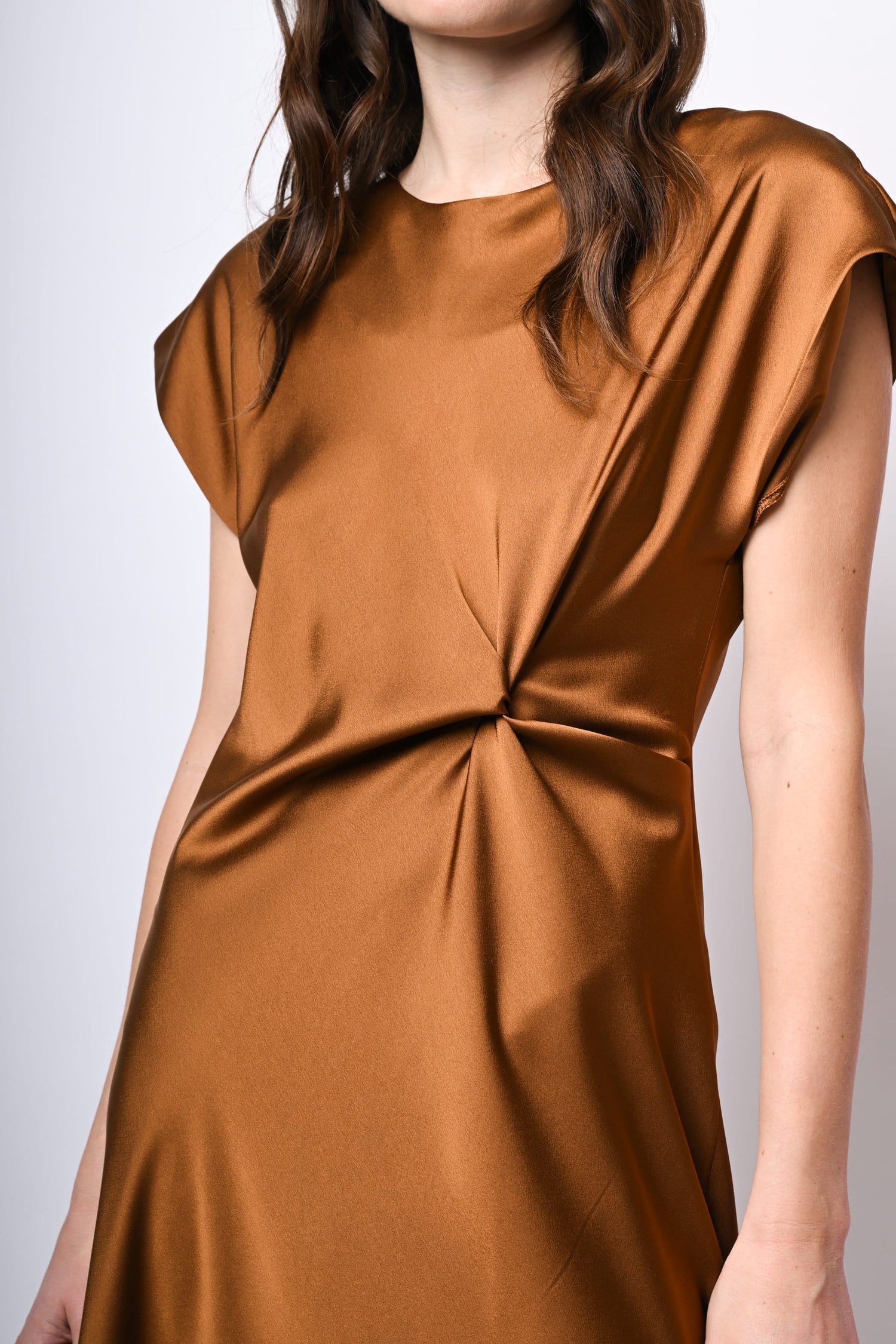Side knot satin midi dress Nunalie-europa Side knot satin midi dress Nunalie-europa