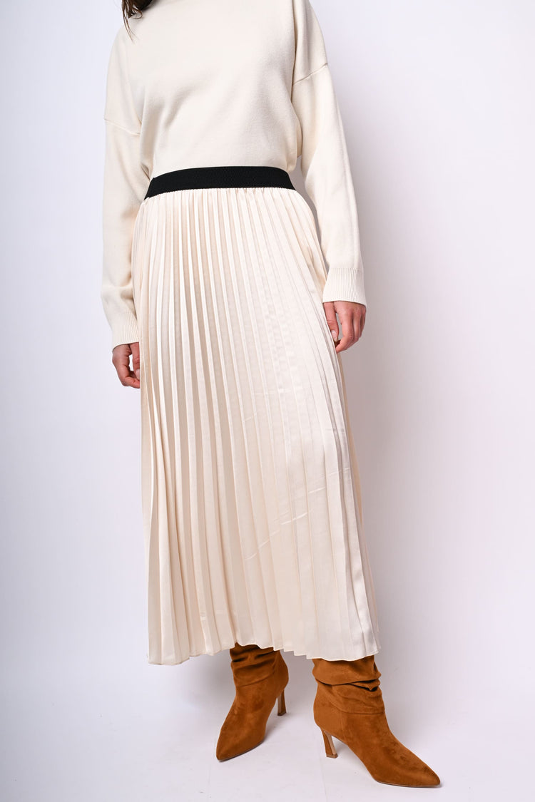 Pleated midi skirt