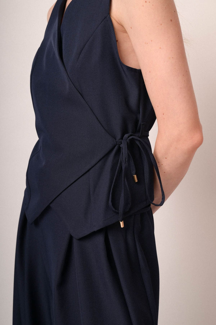 Gilet con laccio rosa