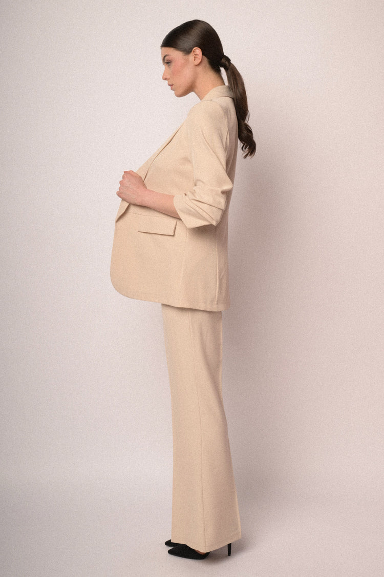 Gathered sleeves blazer