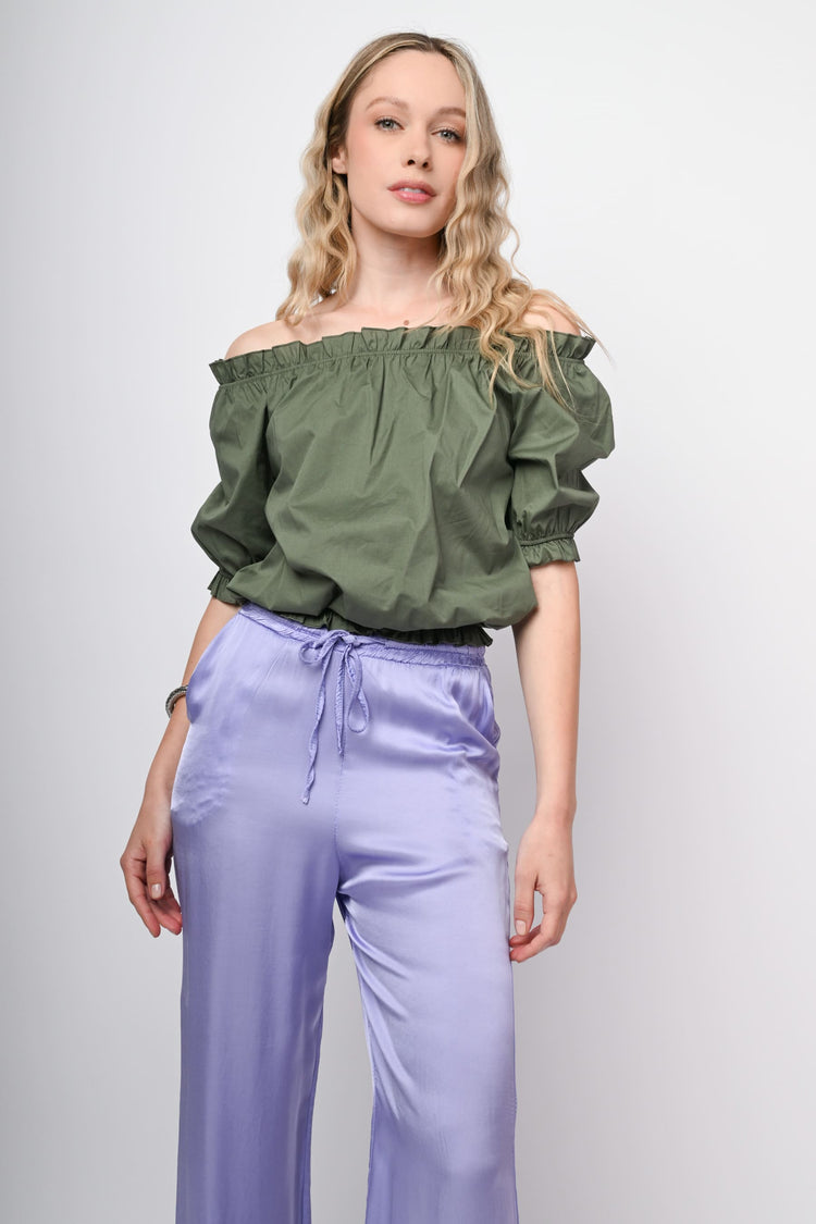 Off-the-shoulder top