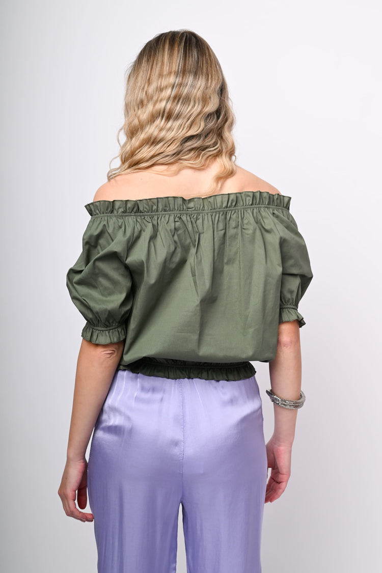 Off-the-shoulder top