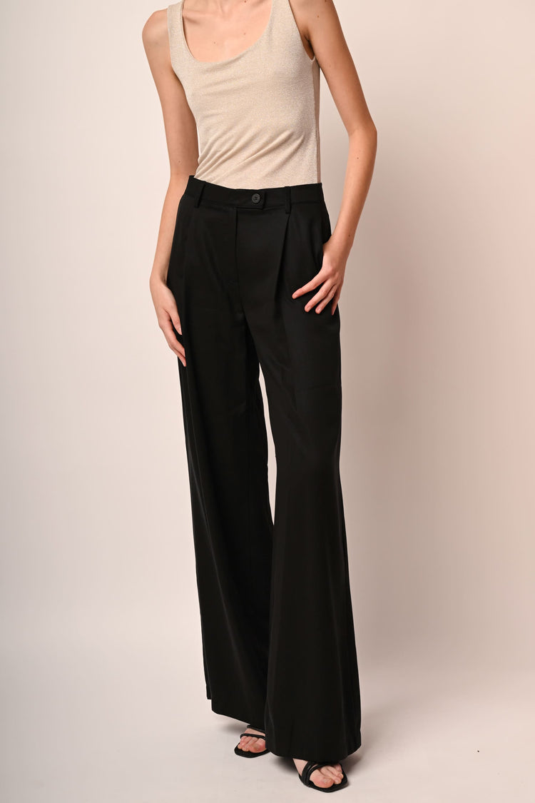 Darts wide-leg trousers
