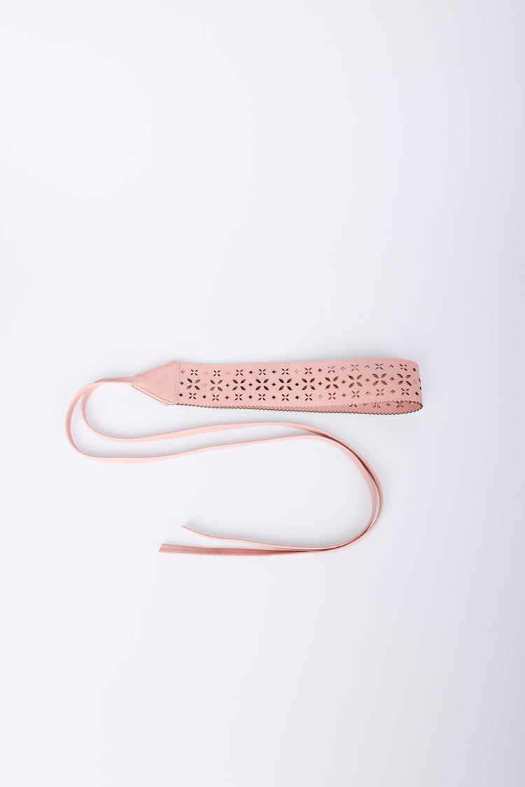 Lace effect sash belt