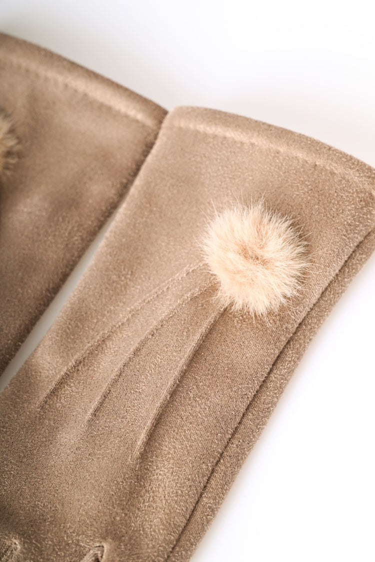 Pompon gloves