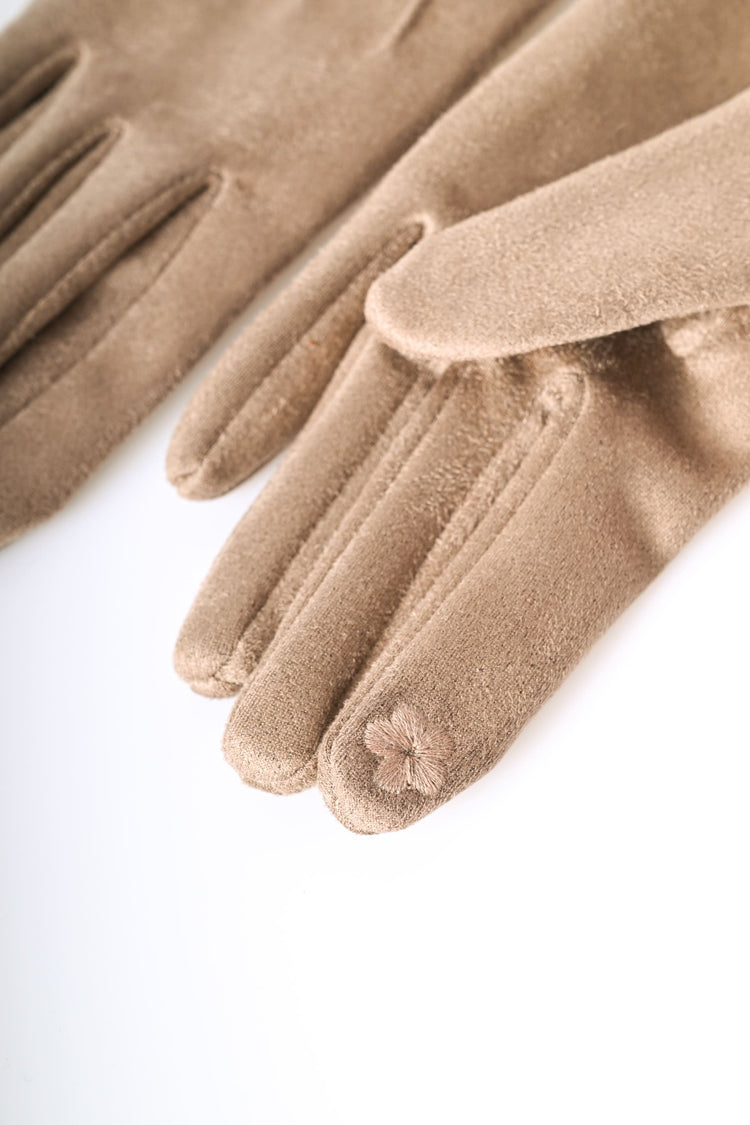 Pompon gloves