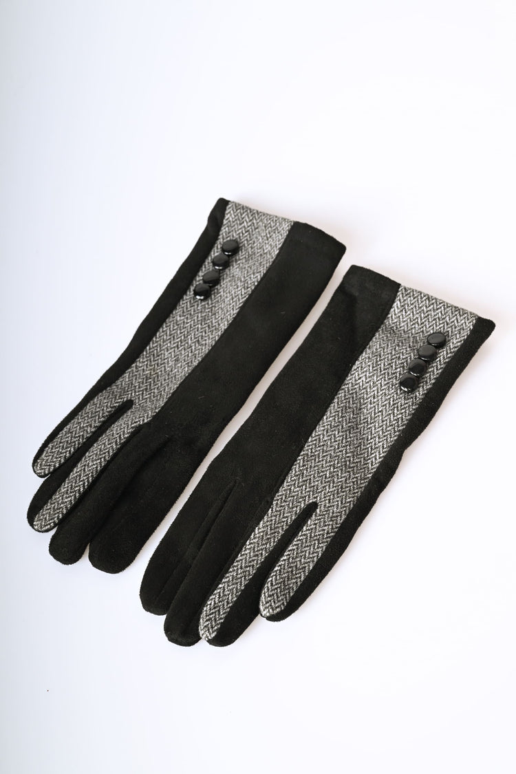 Chevron motif gloves