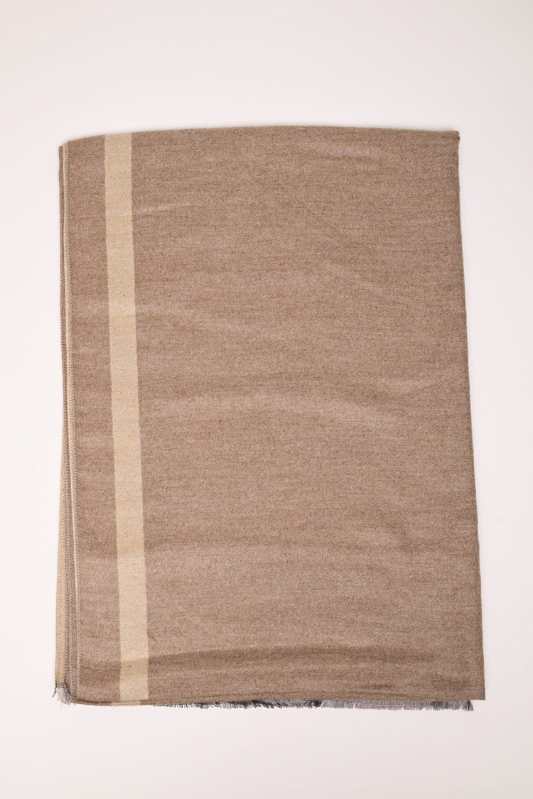 Contrast stripe scarf