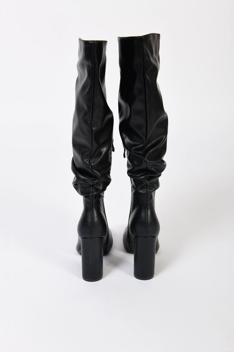 Pleated boots