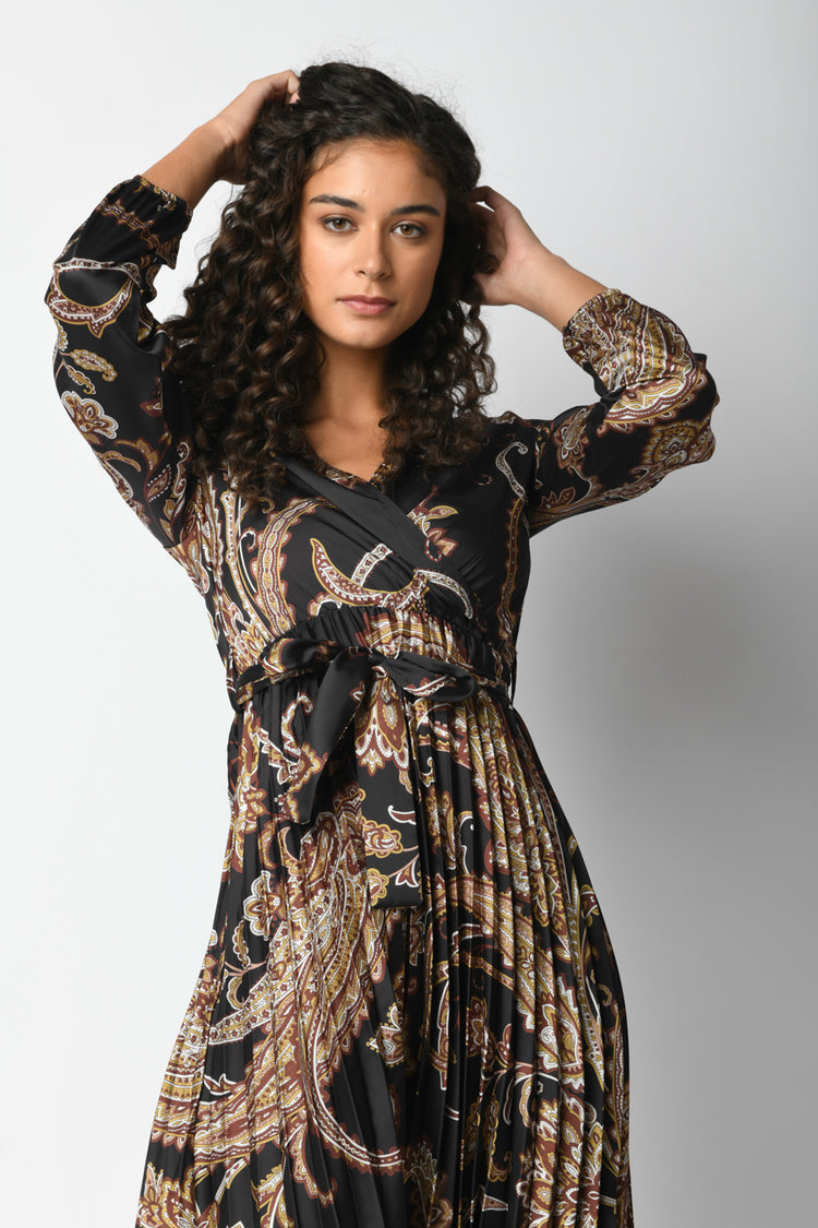 Ethnic print pleated dress