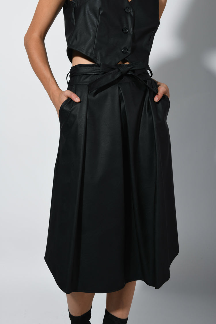 Belted faux leather skirt