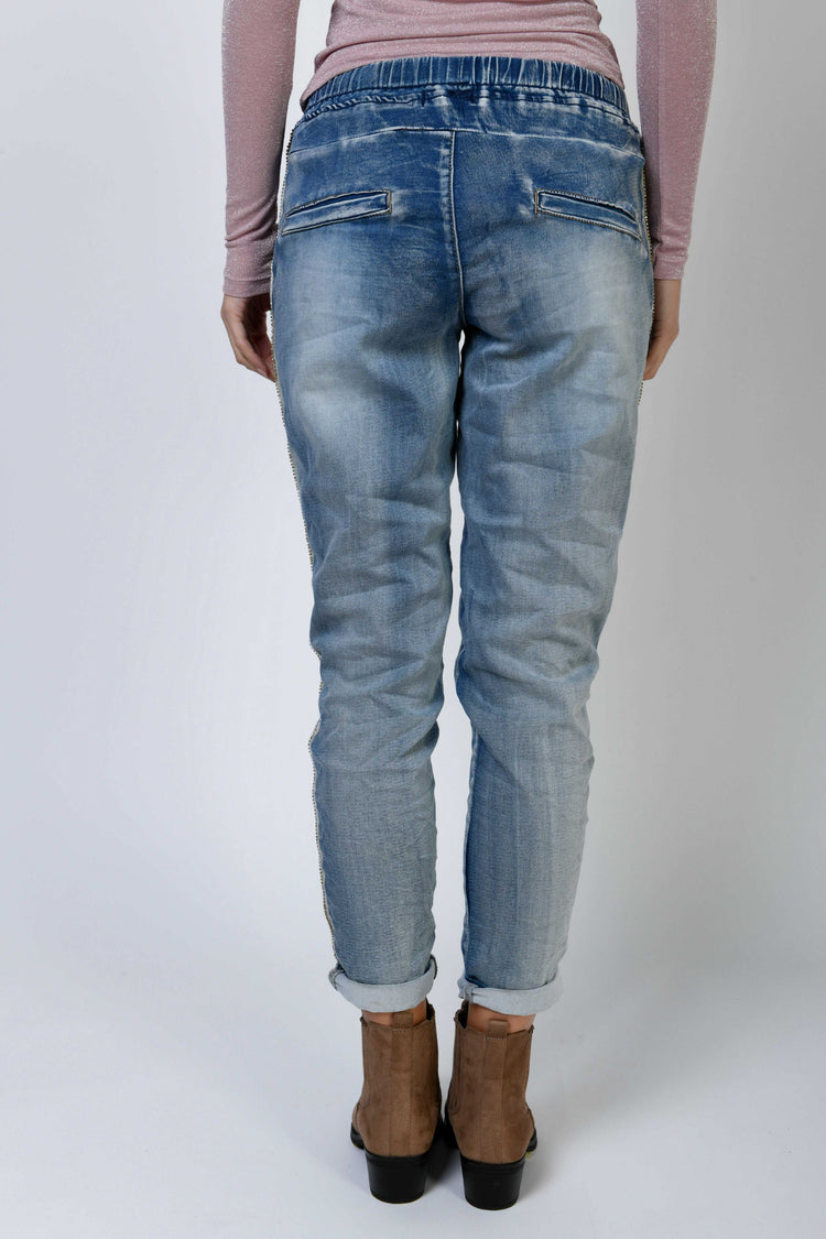 Rhinestoned-stripe baggy jeans