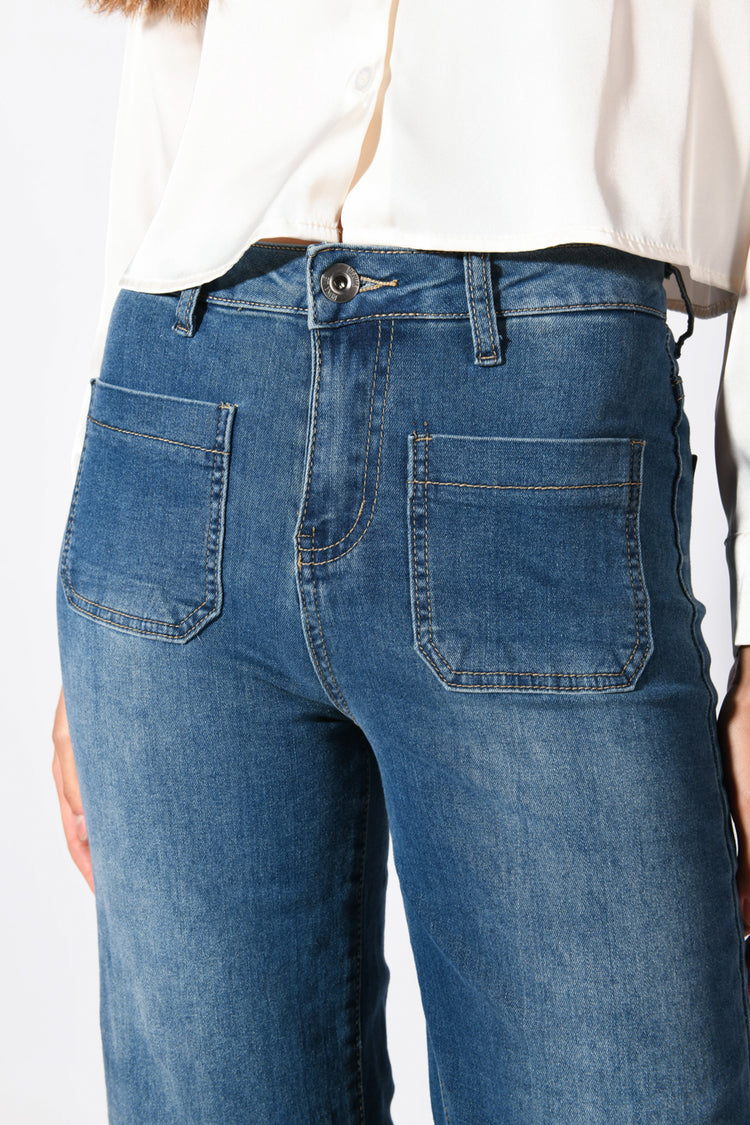 Patch pockets wide-leg jeans