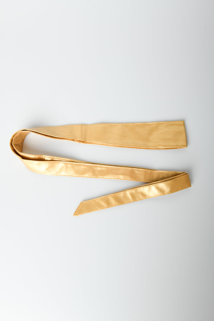 Glossy faux leather sash belt